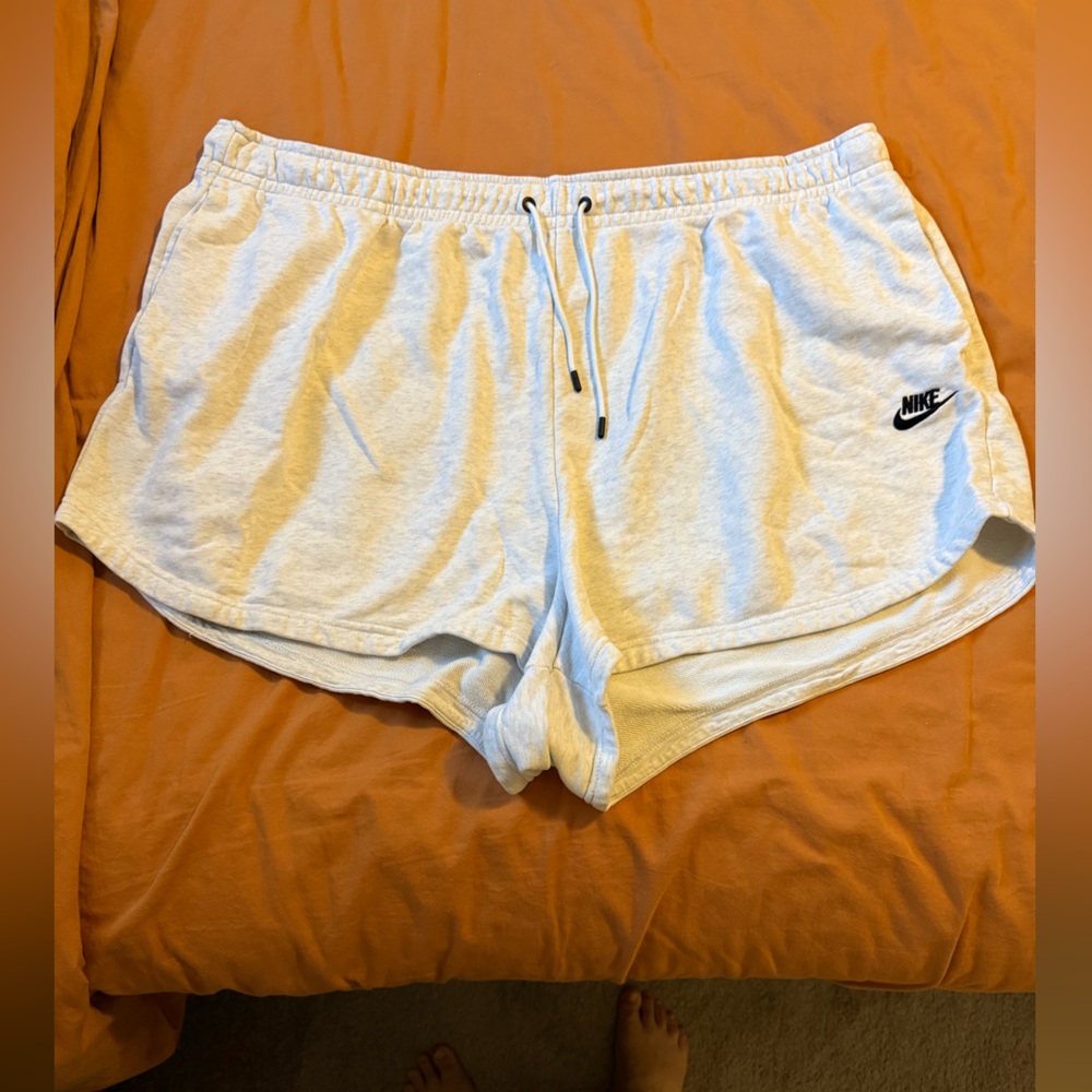 Nike plus size women’s shorts in 3X with Black Logo